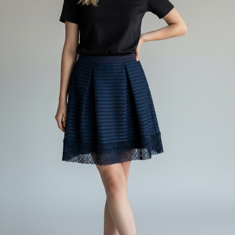 Ted Baker London Navy Lace A-Line Skirt Size 2 NWOT Floral Eyelet Fit & Flare